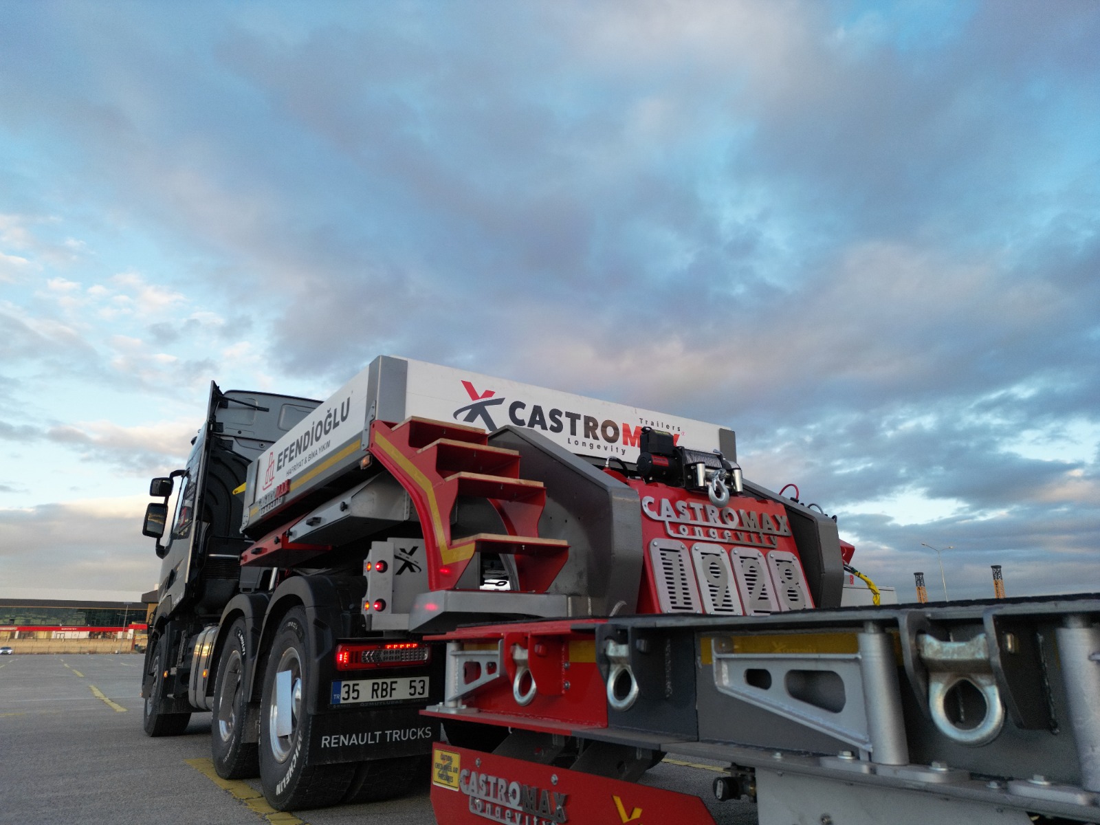 Worldwide freight services